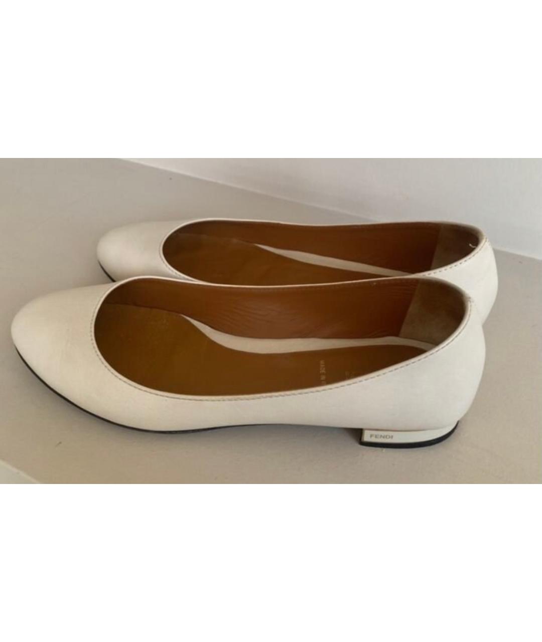 FENDI Белые кожаные туфли, фото 3