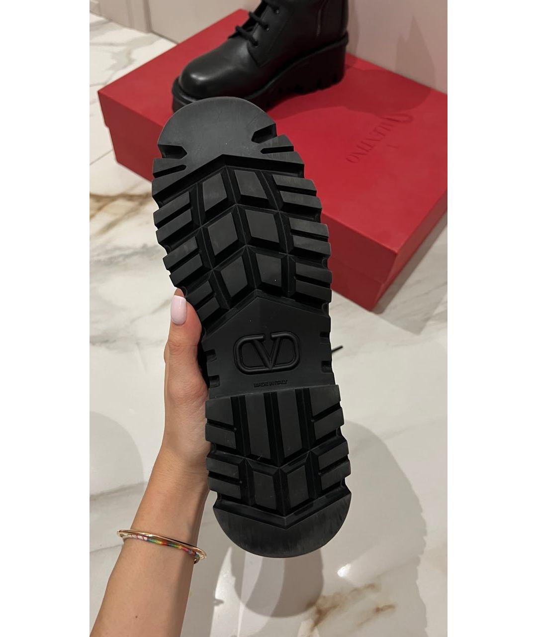 VALENTINO Черные кожаные ботинки, фото 4