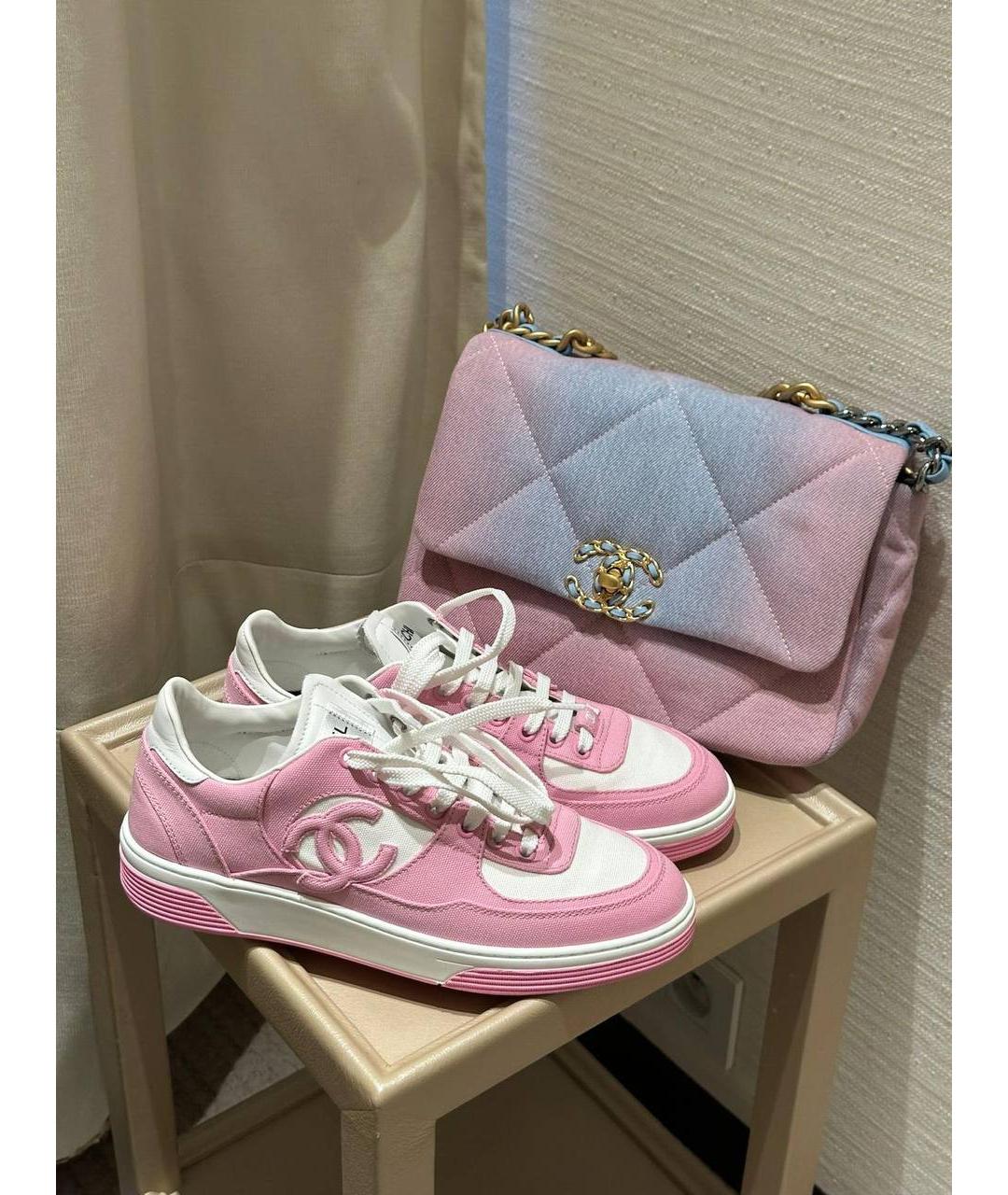 CHANEL Розовые текстильные кроссовки, фото 3