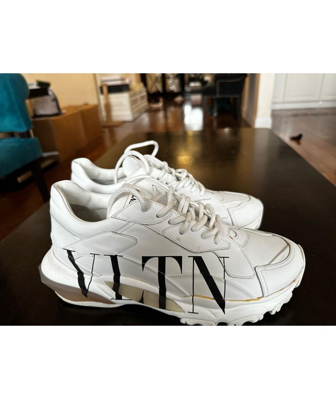VALENTINO Белые кожаные низкие кроссовки / кеды, фото 6