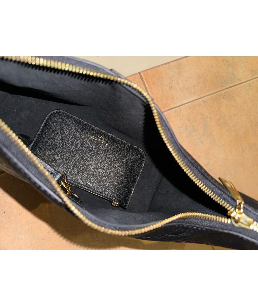LOUIS VUITTON Черная кожаная сумка с короткими ручками, фото 4