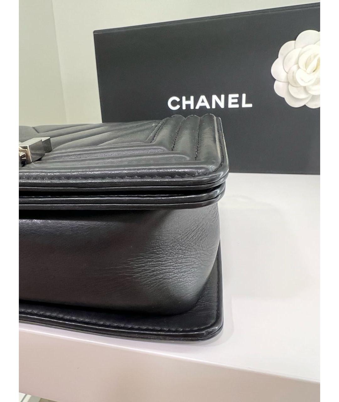 CHANEL PRE-OWNED Черная кожаная сумка через плечо, фото 6