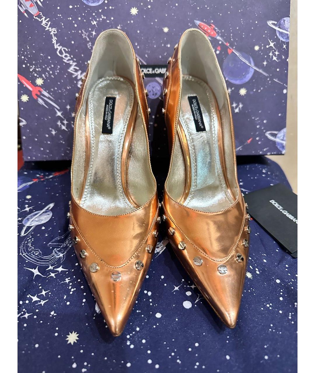 DOLCE&GABBANA Золотые кожаные туфли, фото 2