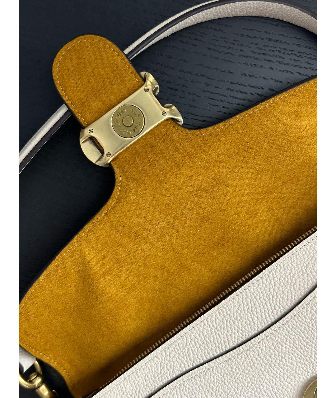 COACH Белая кожаная сумка с короткими ручками, фото 4