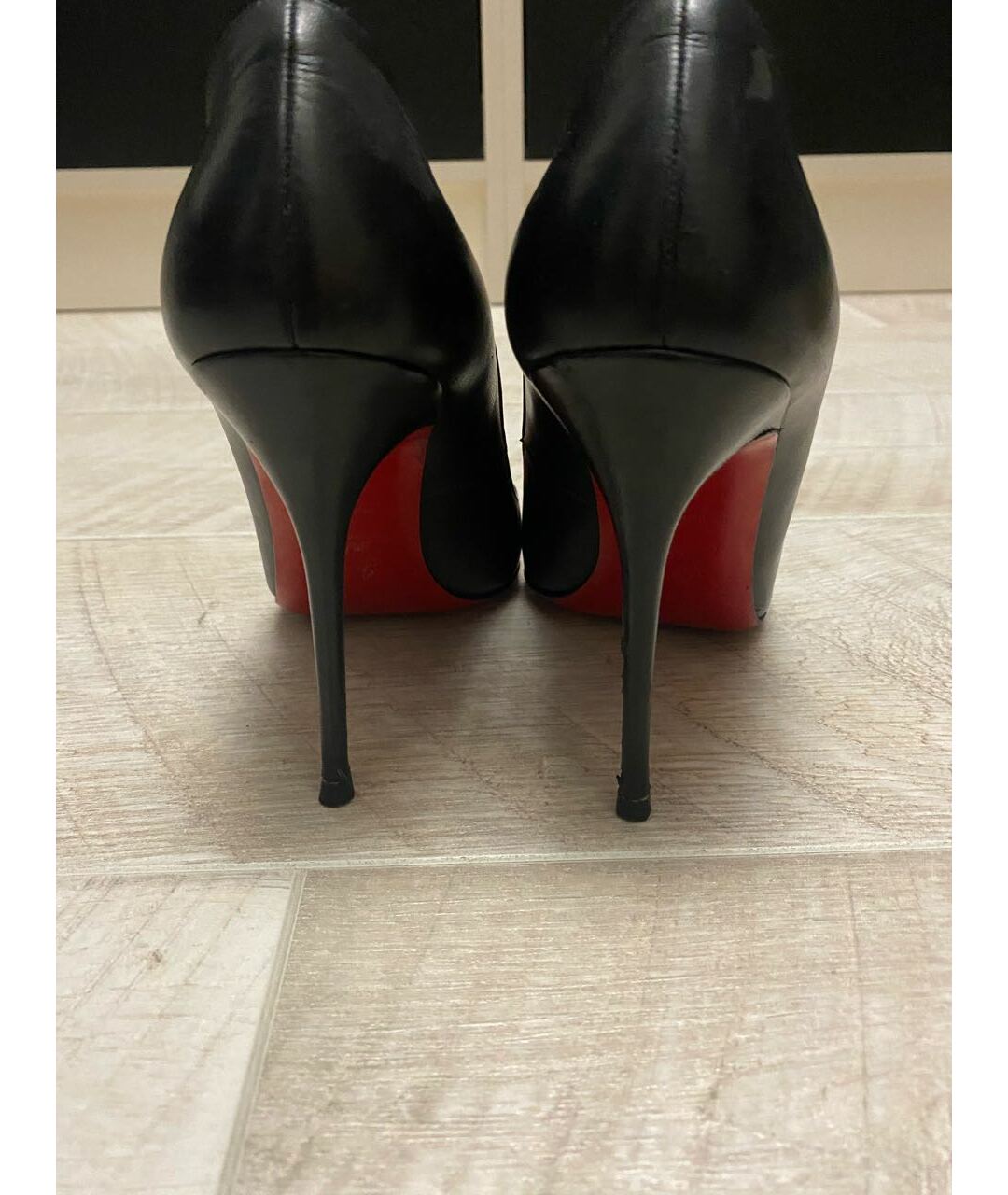 CHRISTIAN LOUBOUTIN Черные кожаные туфли, фото 4