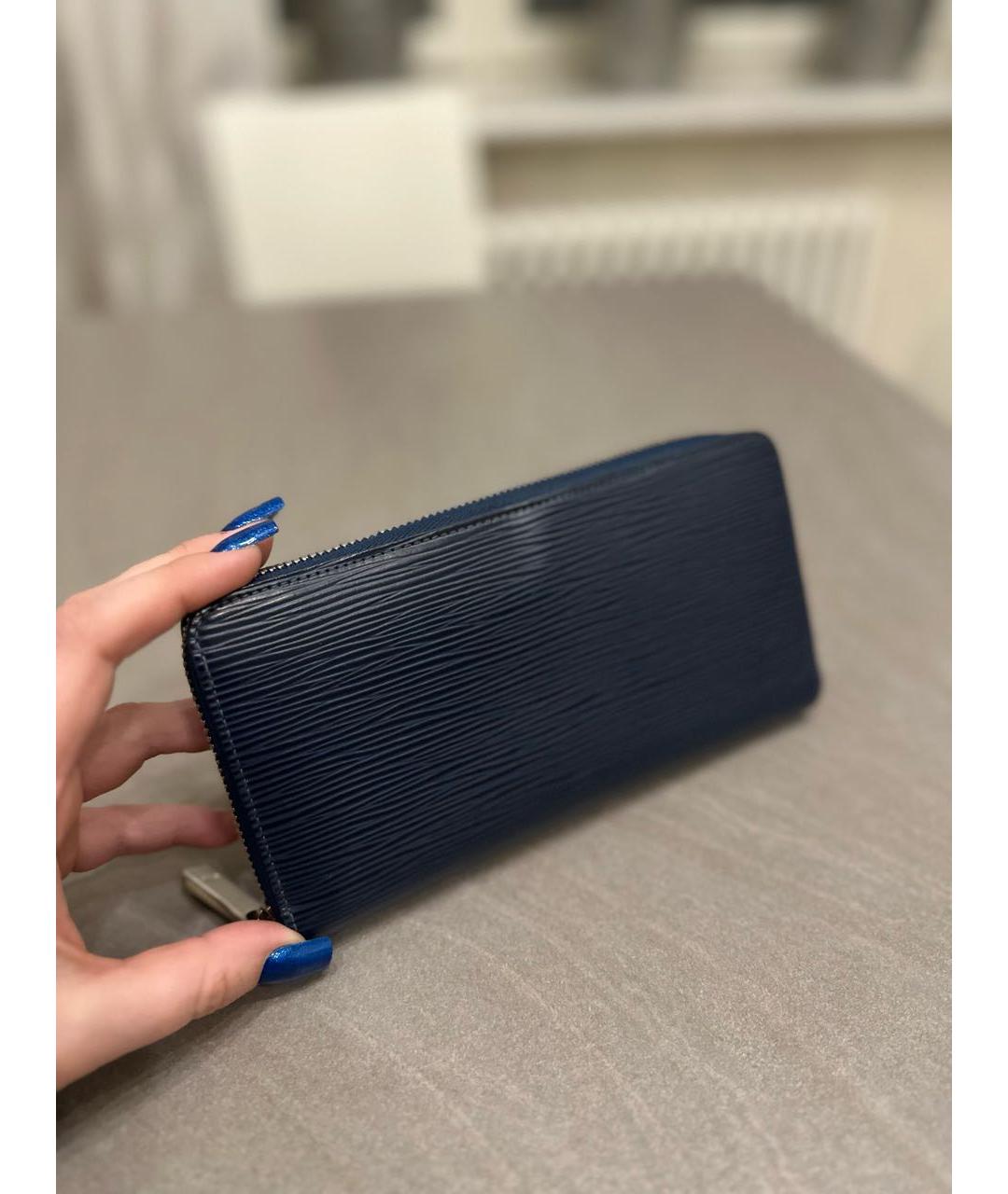 LOUIS VUITTON Темно-синий кожаный кошелек, фото 2