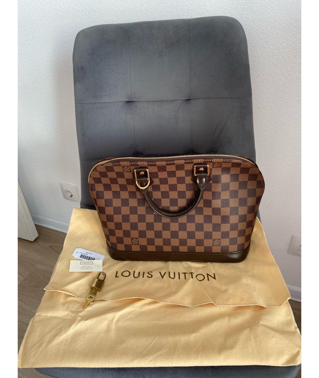 LOUIS VUITTON Коричневая сумка с короткими ручками, фото 4