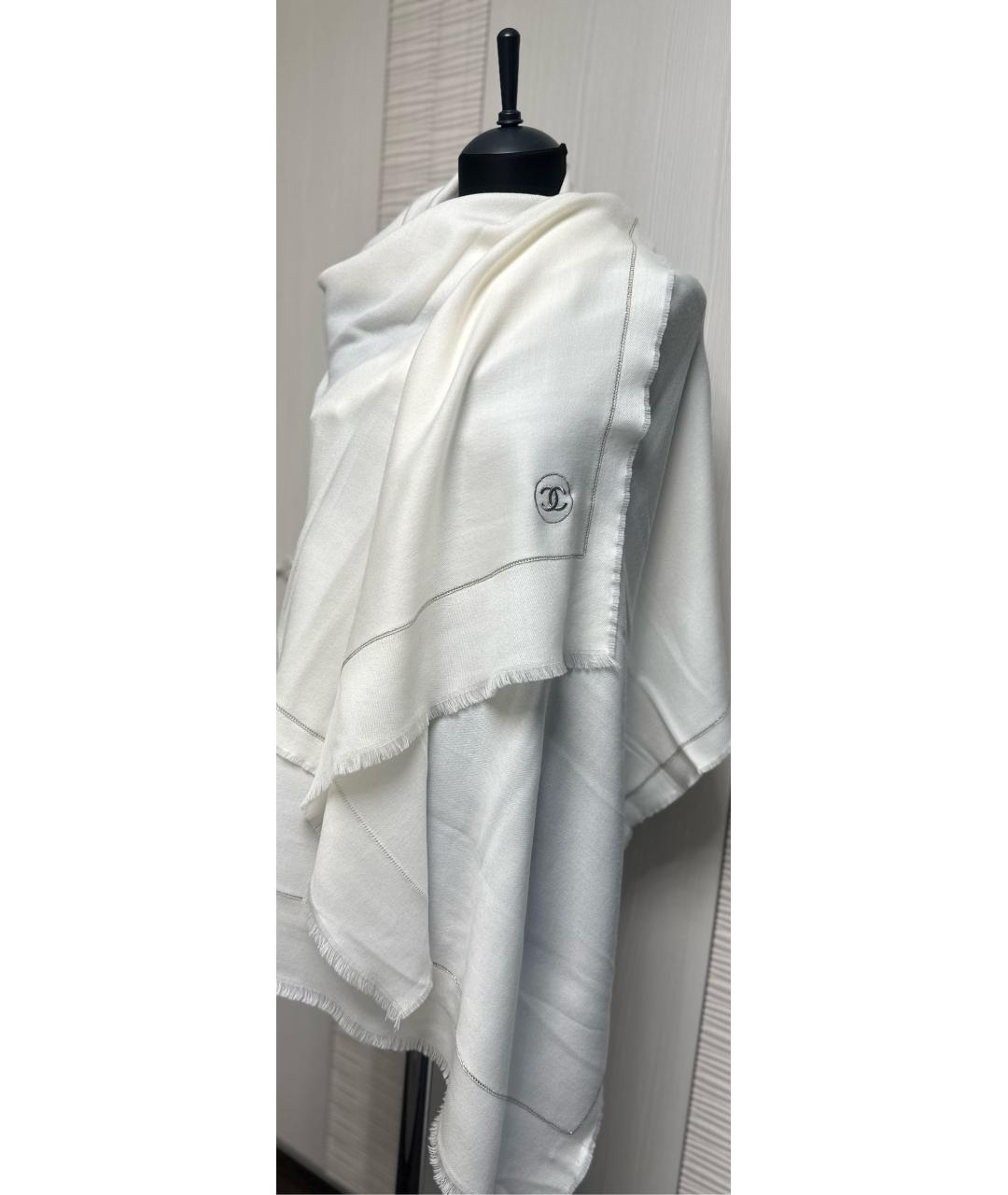 CHANEL Белый шерстяной платок, фото 5