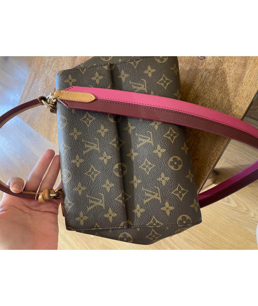 LOUIS VUITTON Коричневая сумка с короткими ручками из искусственной кожи, фото 2