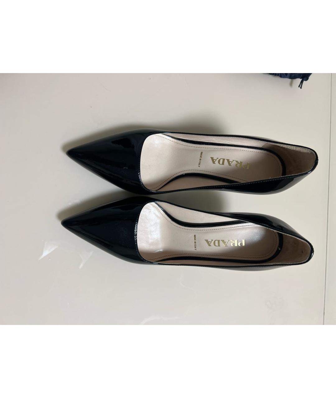 PRADA Черные туфли из лакированной кожи, фото 2