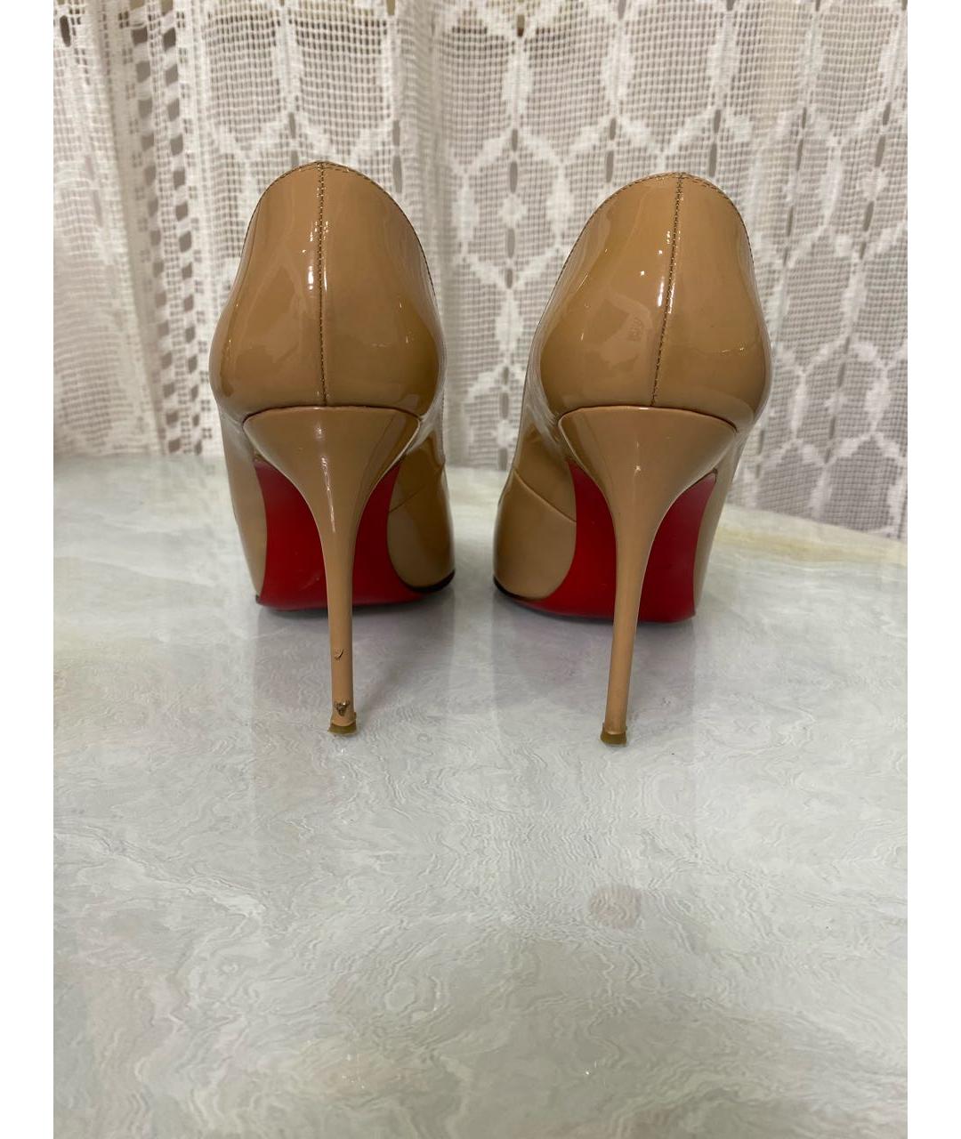 CHRISTIAN LOUBOUTIN Бежевые кожаные туфли, фото 4