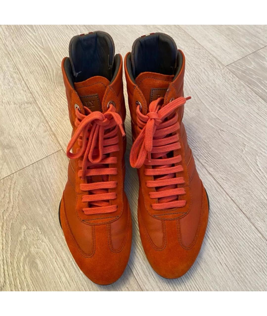 BALLY Оранжевое кожаные ботинки, фото 3