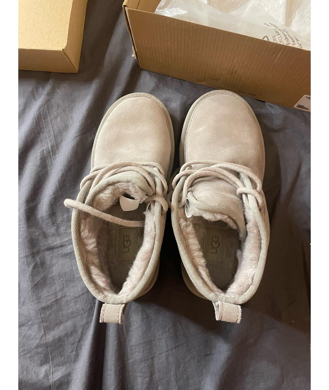 UGG AUSTRALIA Бежевые замшевые ботинки, фото 3