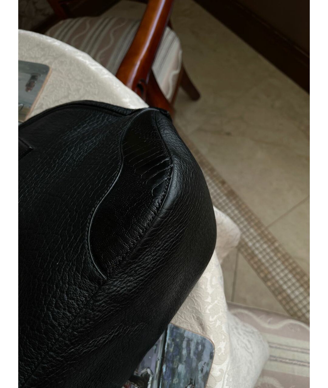 BURBERRY Черная сумка тоут из экзотической кожи, фото 7