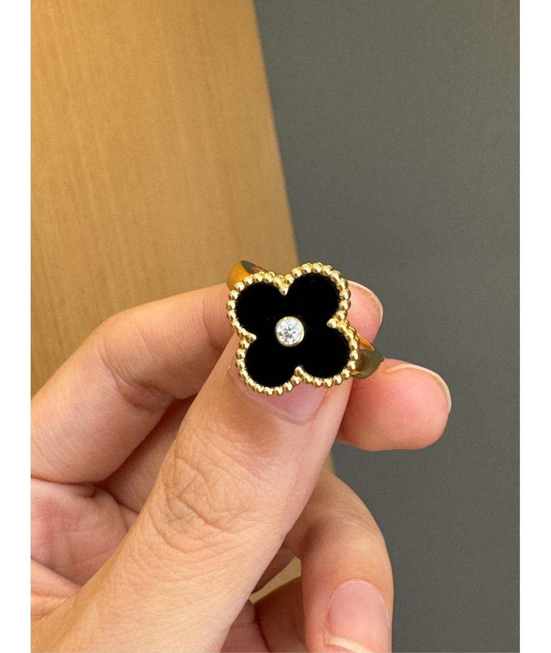 VAN CLEEF & ARPELS Черное кольцо из желтого золота, фото 3
