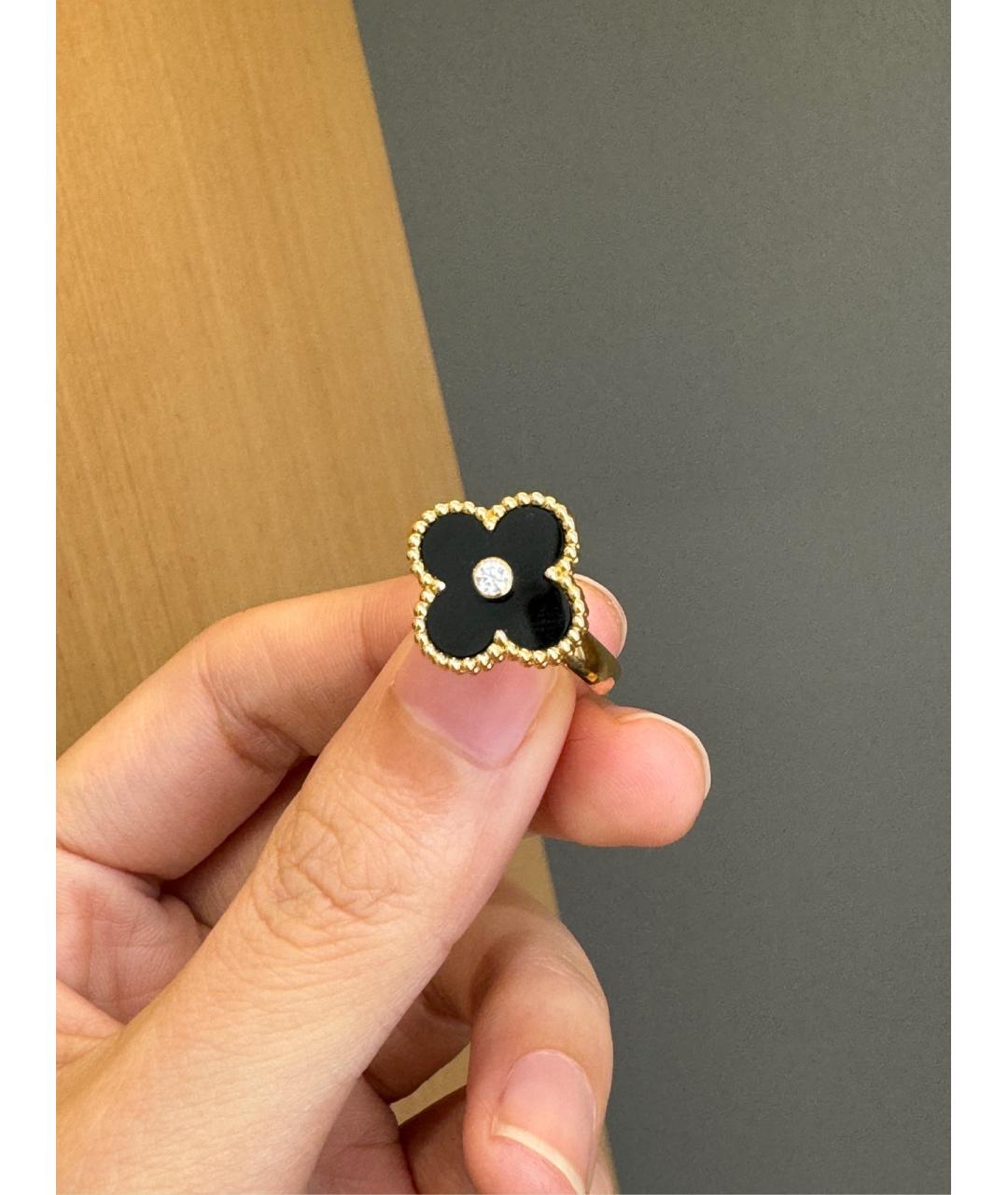 VAN CLEEF & ARPELS Черное кольцо из желтого золота, фото 2