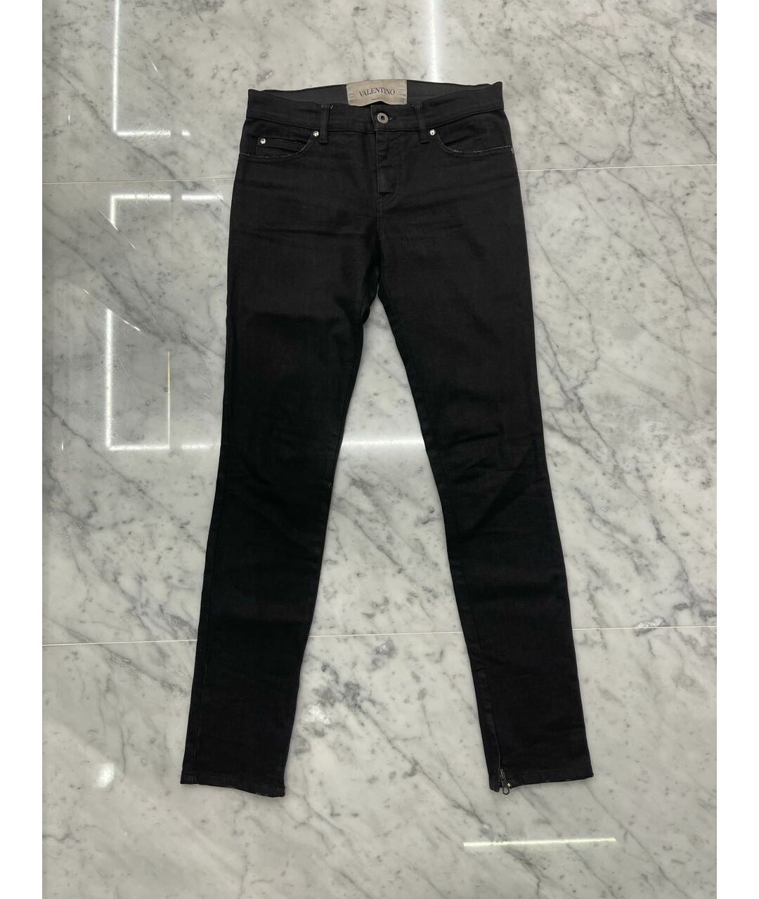 VALENTINO Антрацитовые хлопко-полиэстеровые прямые джинсы, фото 4