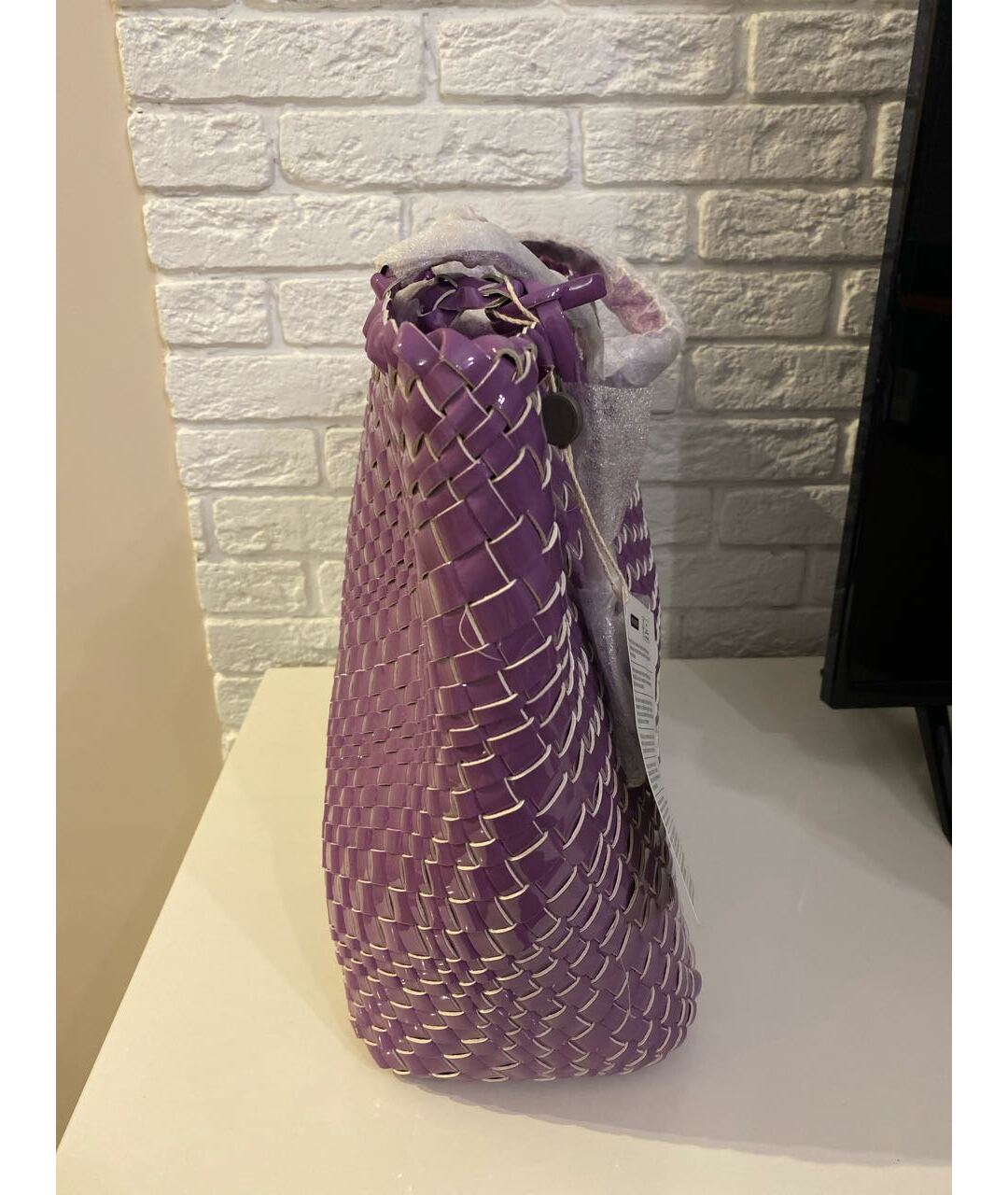 TOSCA BLU Фиолетовая пляжная сумка из лакированной кожи, фото 2