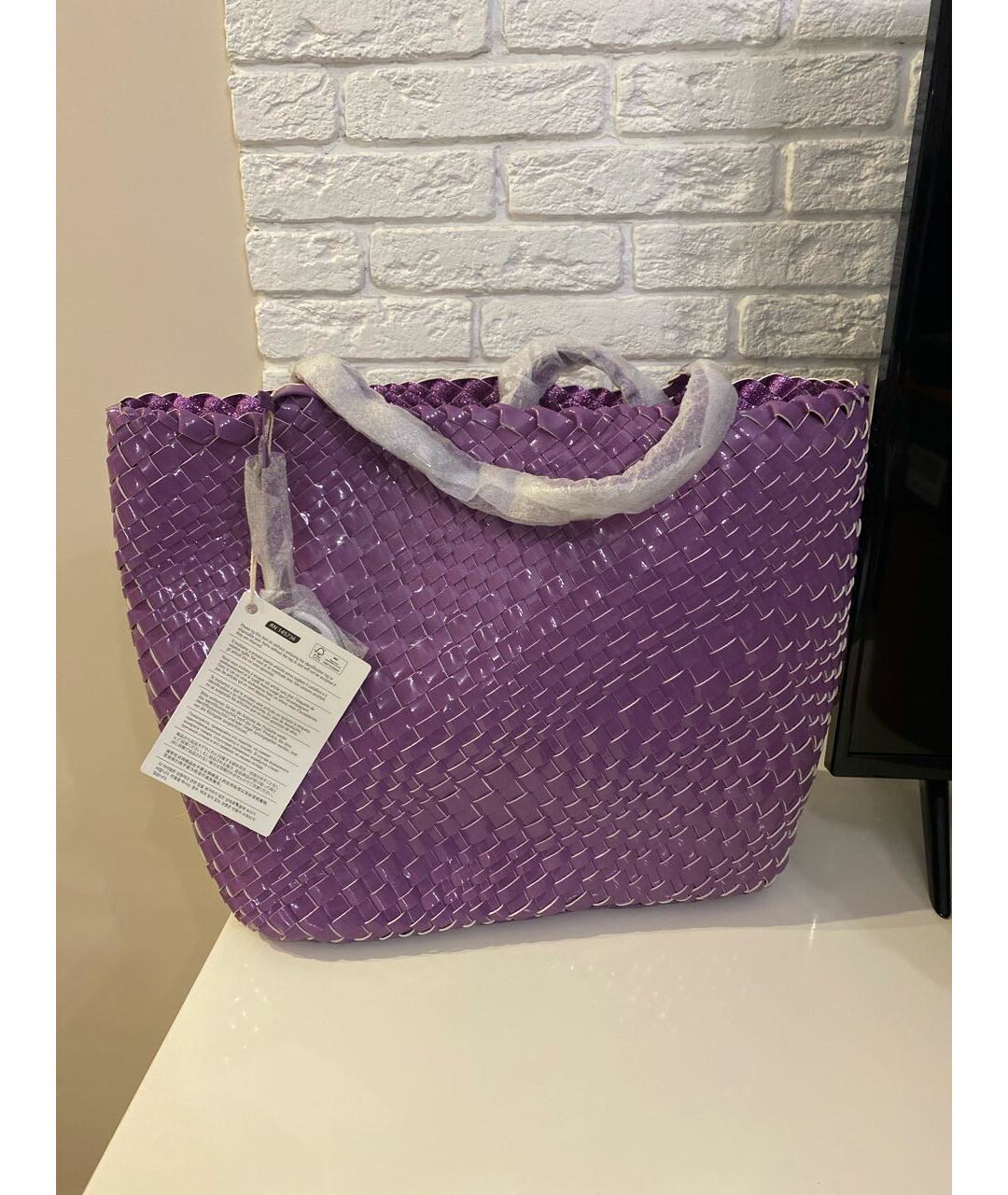 TOSCA BLU Фиолетовая пляжная сумка из лакированной кожи, фото 3
