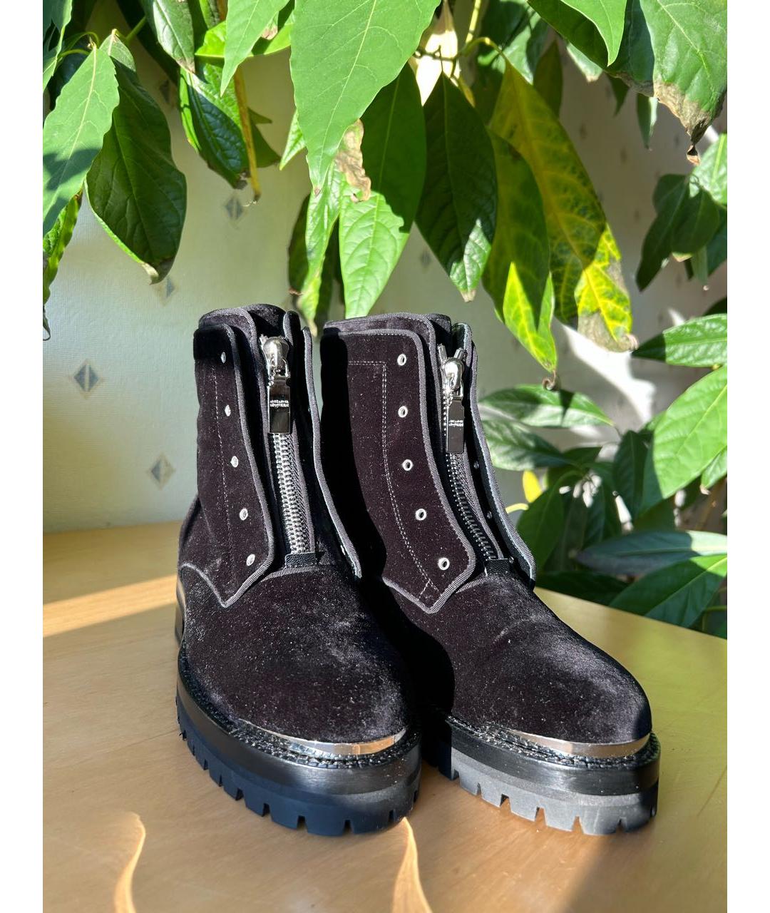 ALEXANDER MCQUEEN Черные бархатные ботинки, фото 3