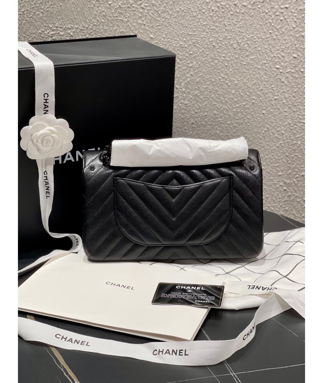 CHANEL Черная кожаная сумка через плечо, фото 4