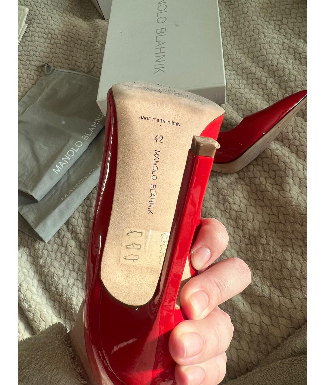 MANOLO BLAHNIK Красные туфли из лакированной кожи, фото 6