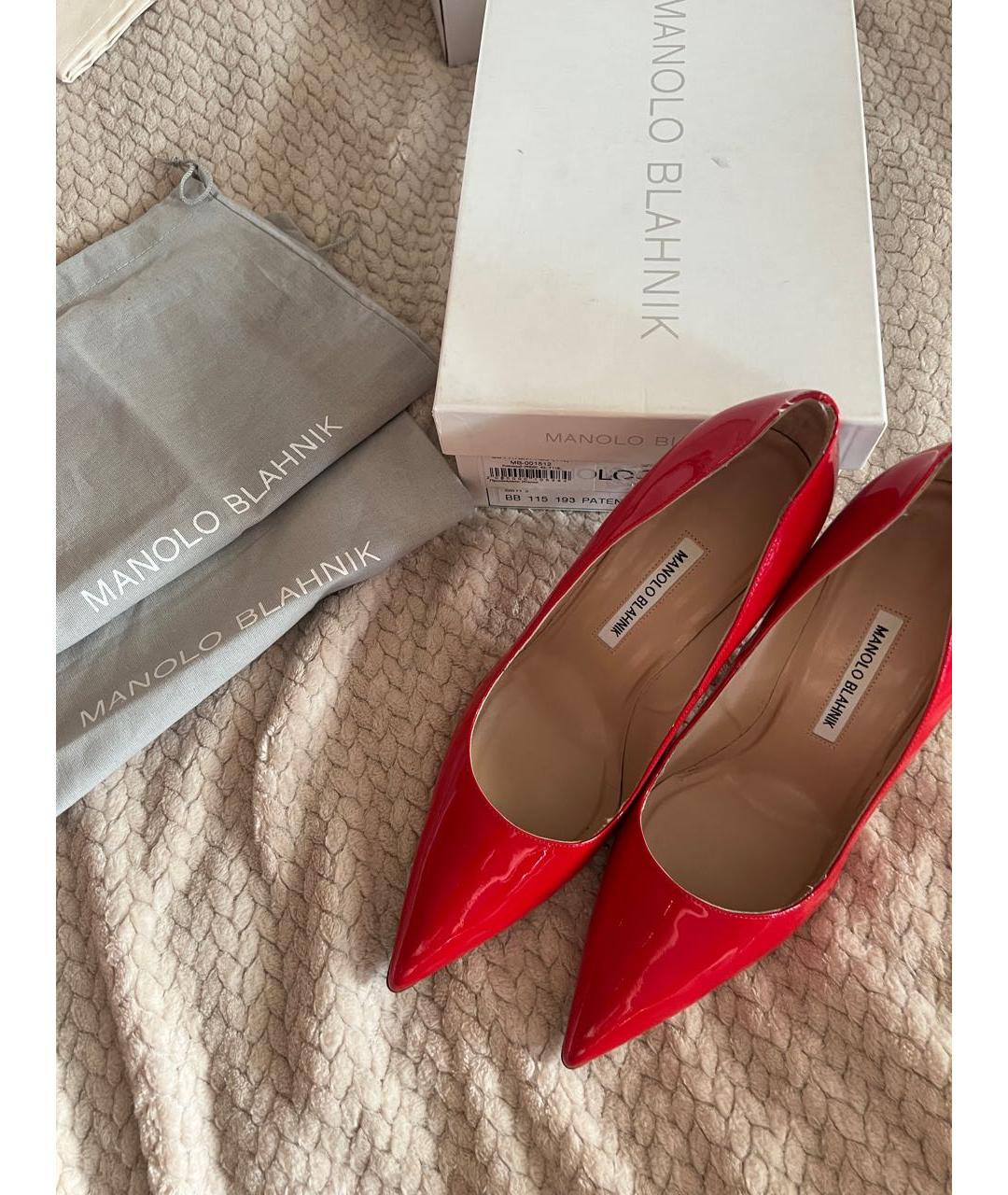 MANOLO BLAHNIK Красные туфли из лакированной кожи, фото 2