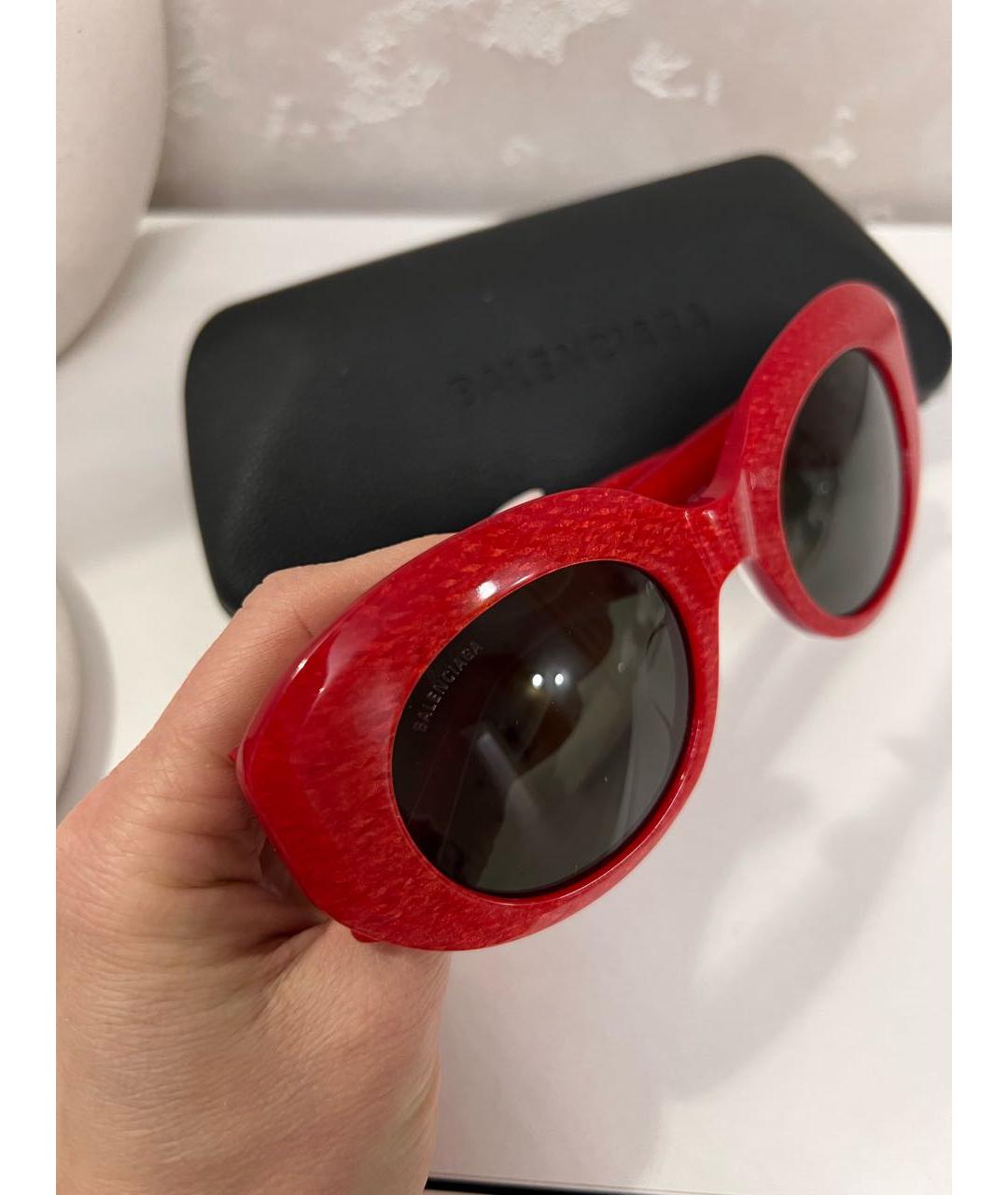 BALENCIAGA Красные пластиковые солнцезащитные очки, фото 7