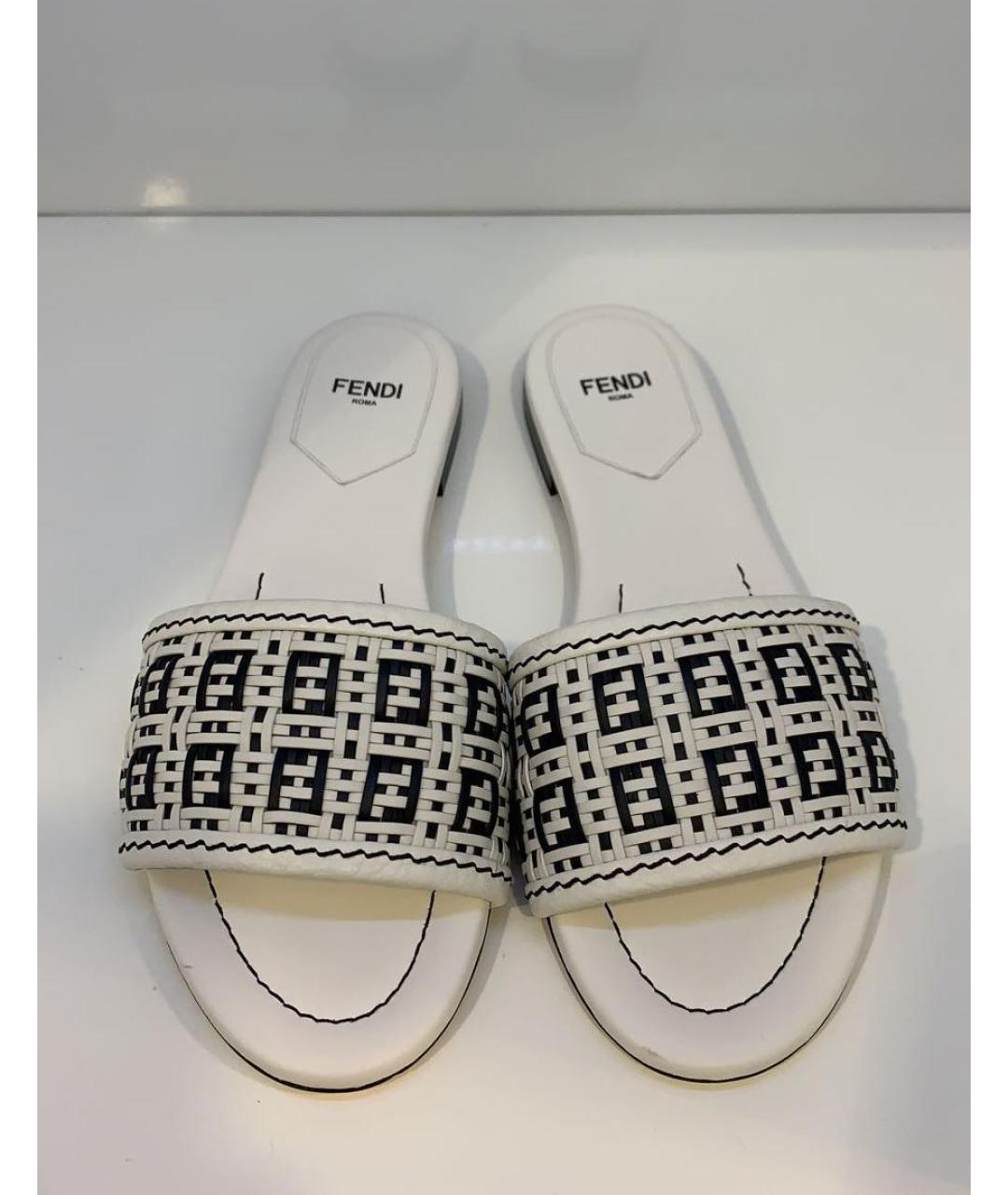 FENDI Белые кожаные сандалии, фото 3