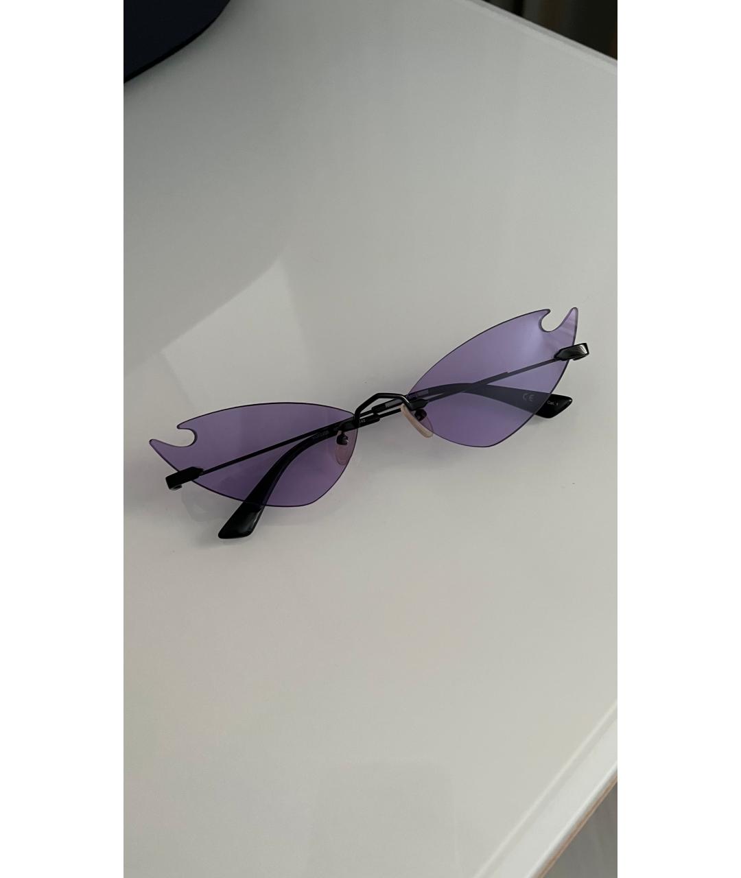 MCQ ALEXANDER MCQUEEN Фиолетовые пластиковые солнцезащитные очки, фото 5