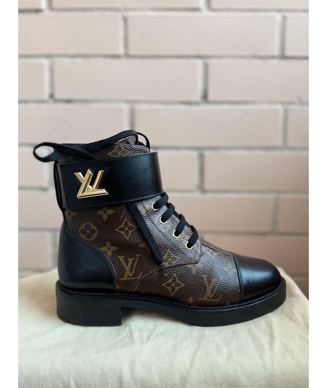 LOUIS VUITTON Коричневые ботинки, фото 9