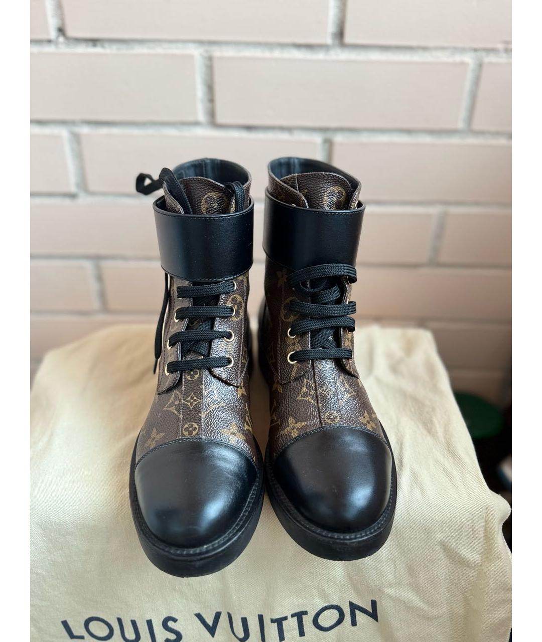 LOUIS VUITTON Коричневые ботинки, фото 2