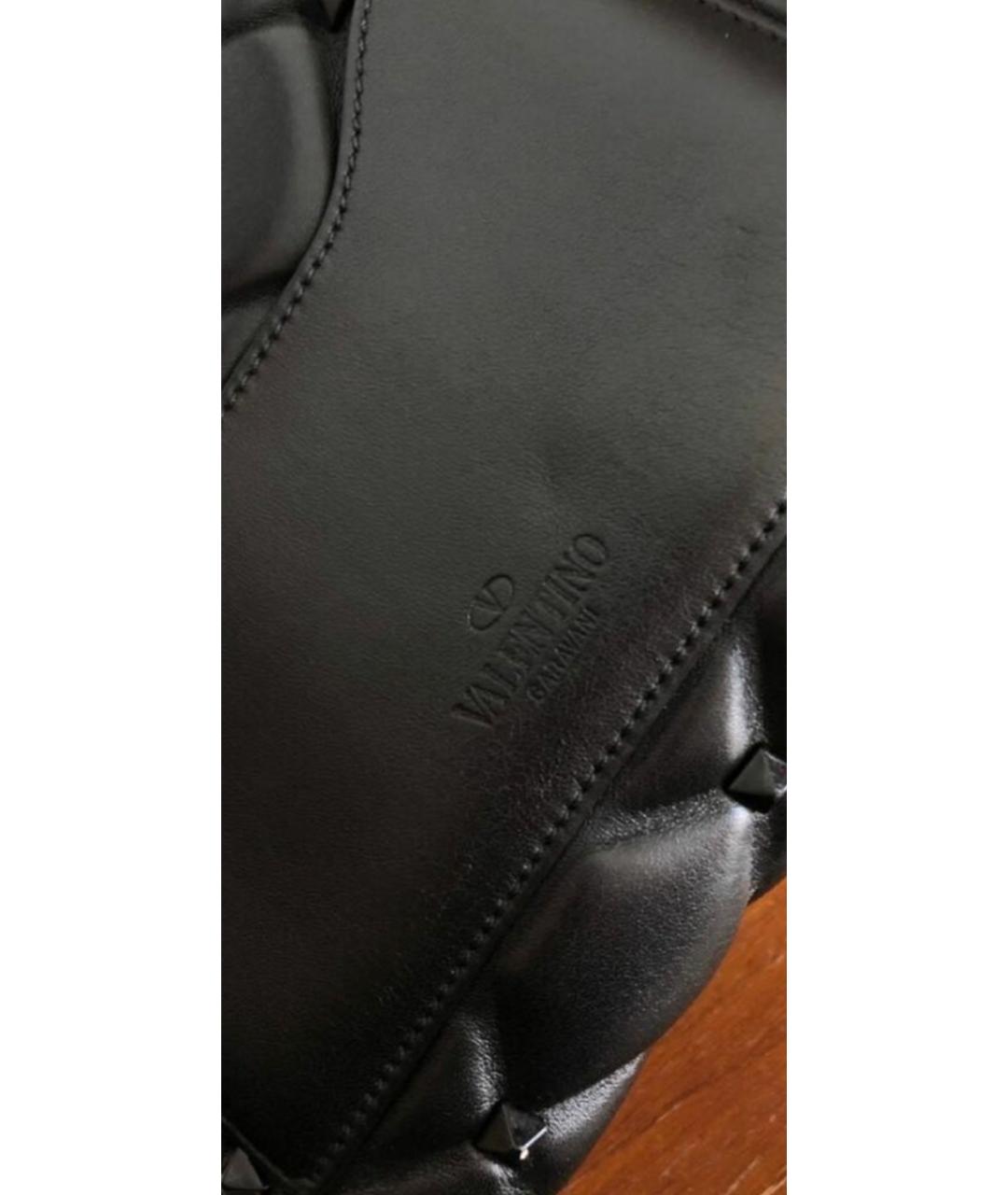 VALENTINO Черная кожаная сумка с короткими ручками, фото 4