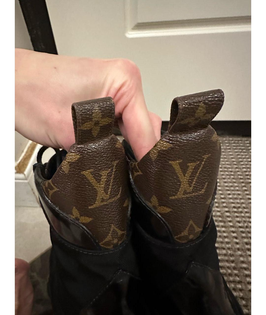 LOUIS VUITTON PRE-OWNED Черные ботинки, фото 5