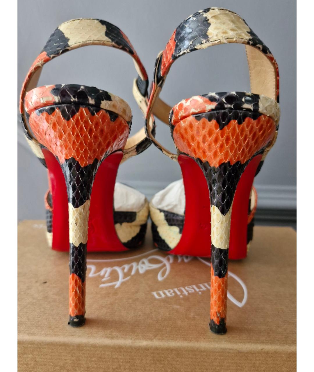 CHRISTIAN LOUBOUTIN Мульти босоножки из экзотической кожи, фото 4