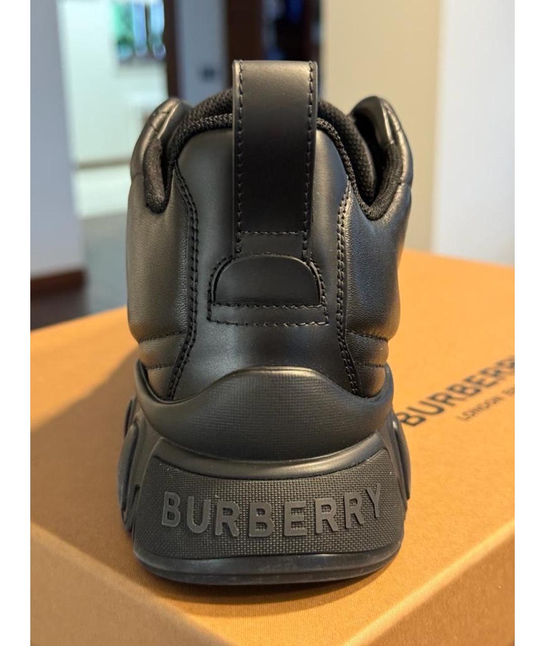 Burberry versace outlet shoes