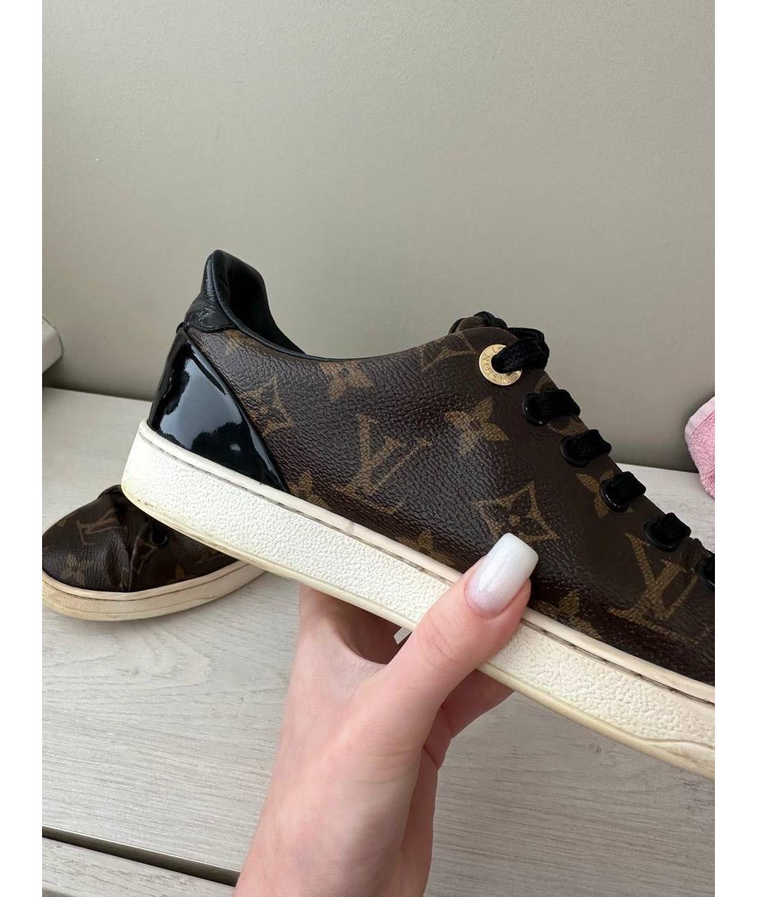 LOUIS VUITTON Коричневые кожаные кеды, фото 3