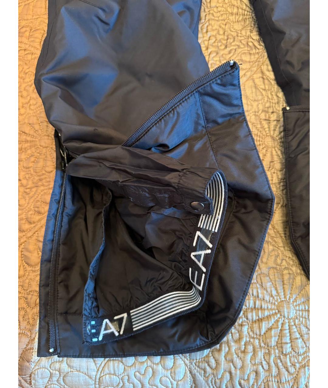 EA7 Черные полиэстеровые спортивные брюки и шорты, фото 7