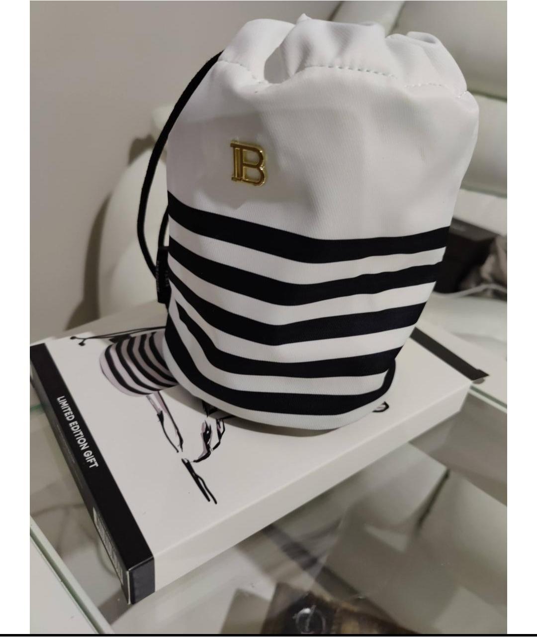 BALMAIN Белая косметичка, фото 3