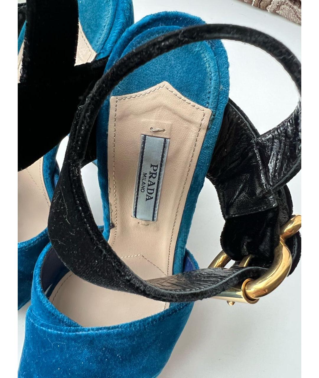 PRADA Синие бархатные босоножки, фото 2