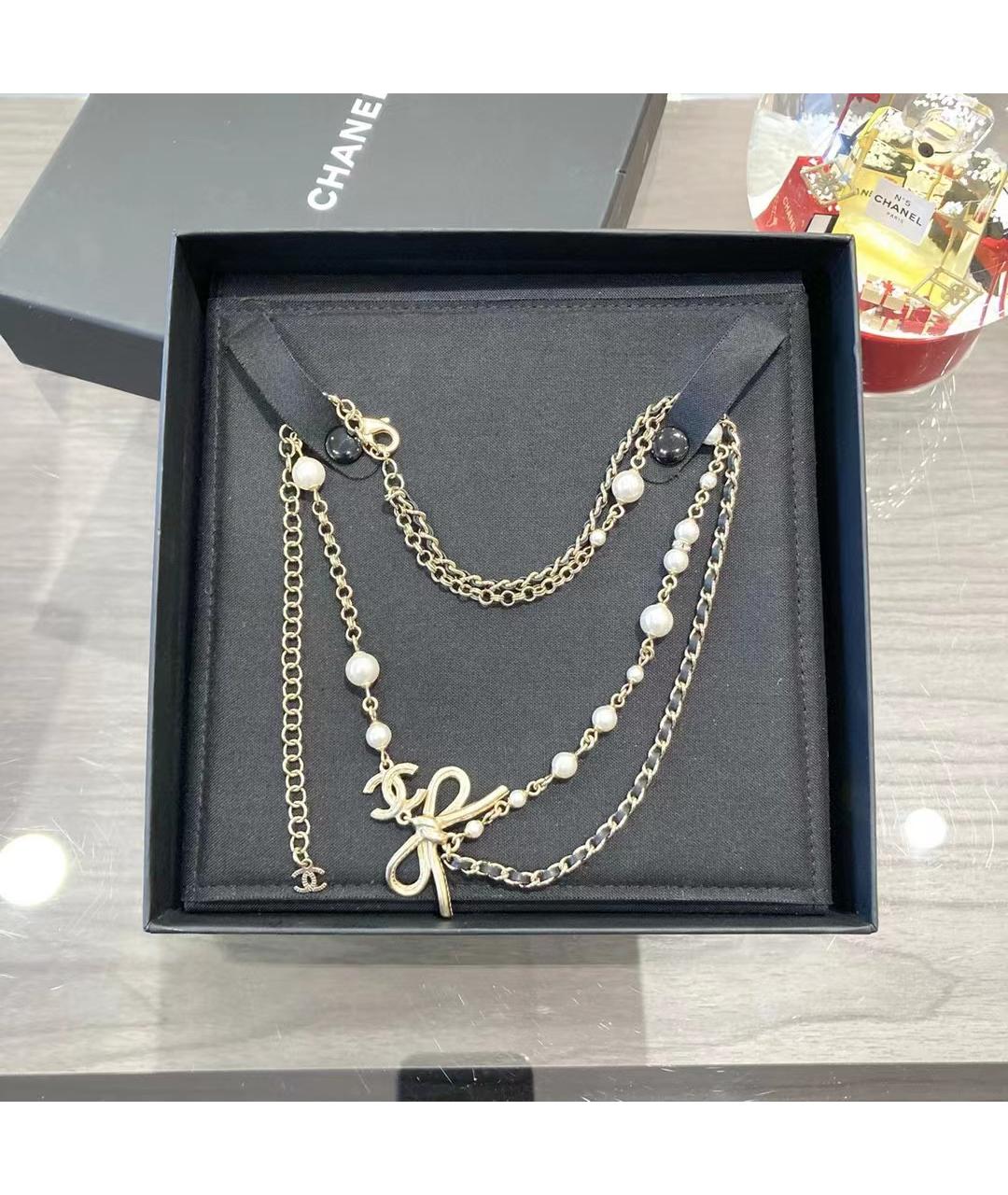 CHANEL Белое жемчужное колье, фото 3