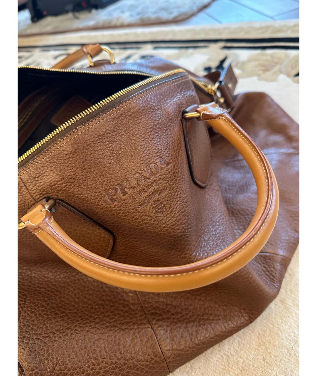 PRADA Коричневая кожаная дорожная/спортивная сумка, фото 3