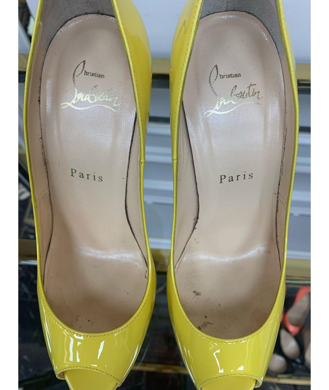 CHRISTIAN LOUBOUTIN Желтые туфли из лакированной кожи, фото 6