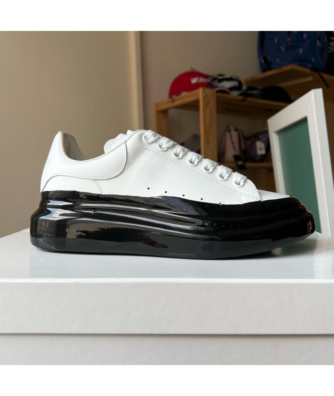 ALEXANDER MCQUEEN Белые кожаные кроссовки, фото 3