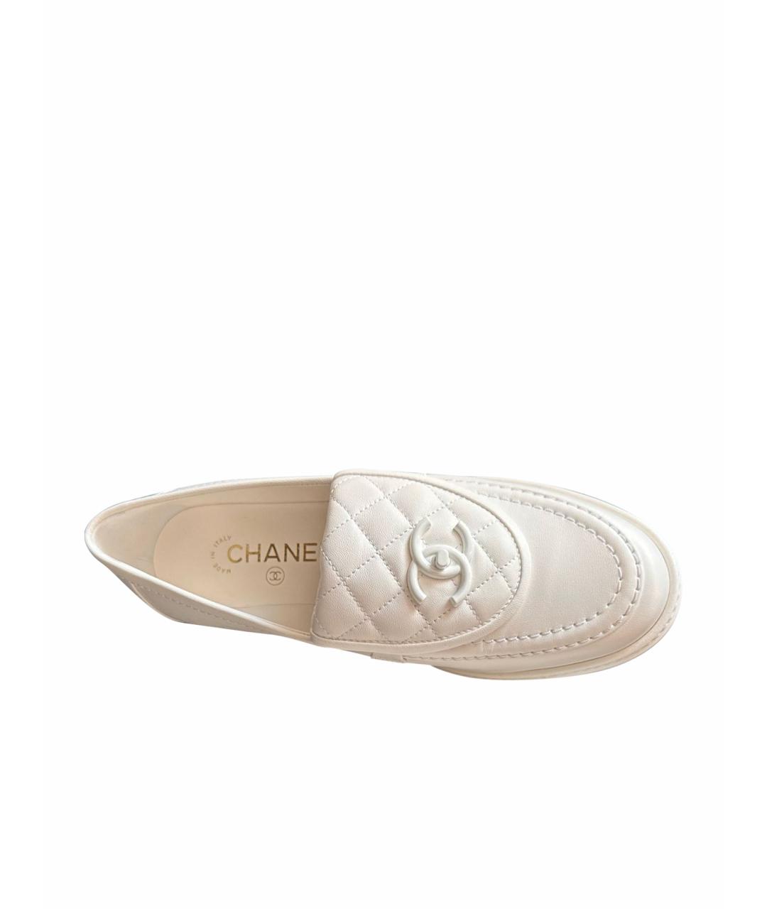 CHANEL PRE-OWNED Белые кожаные лоферы, фото 1