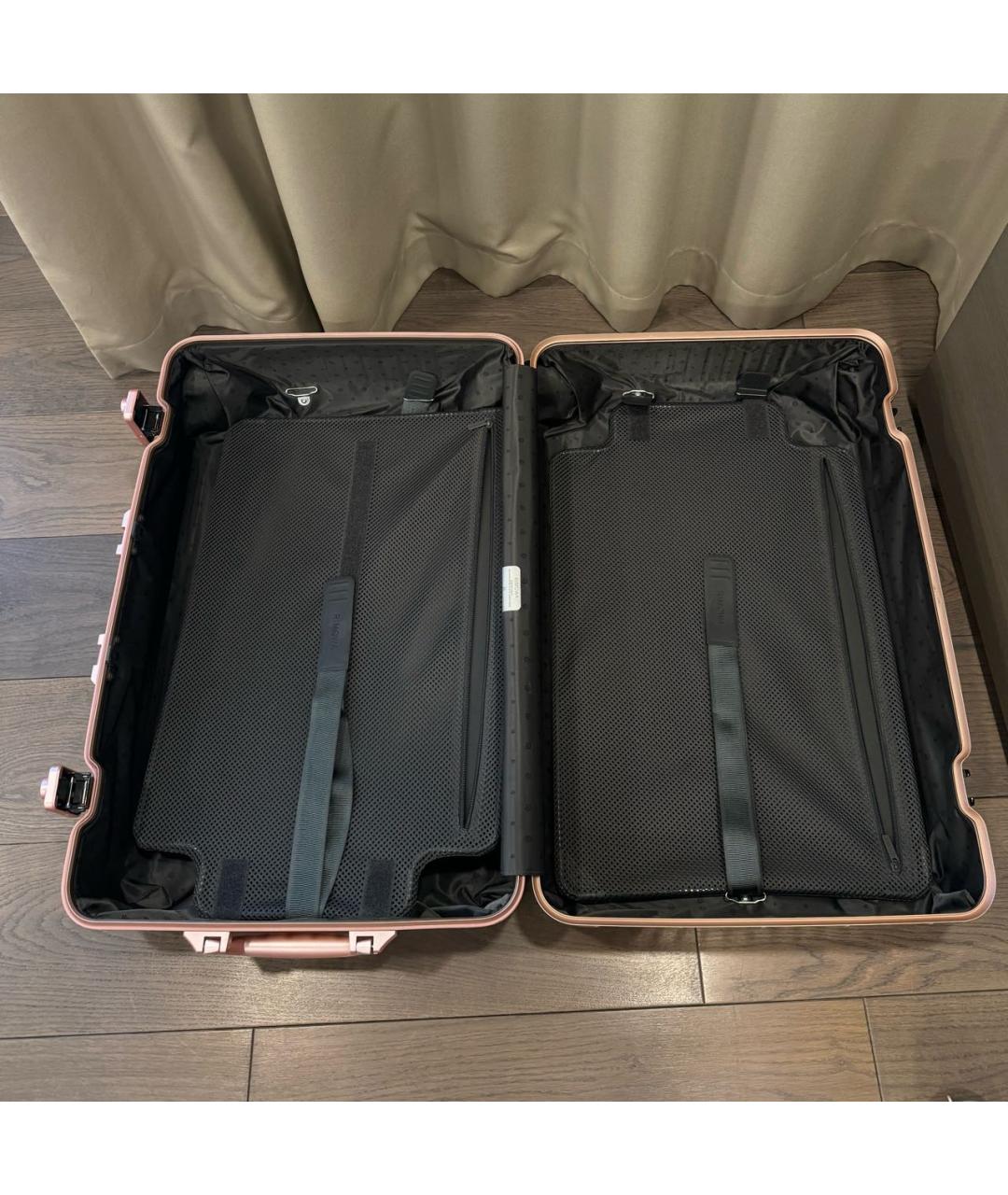 Rimowa Розовый чемодан, фото 7