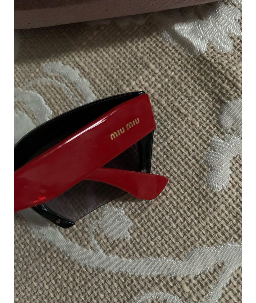 MIU MIU Красные пластиковые солнцезащитные очки, фото 5