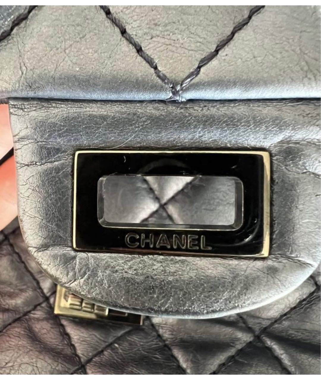 CHANEL Темно-синяя кожаная сумка через плечо, фото 3