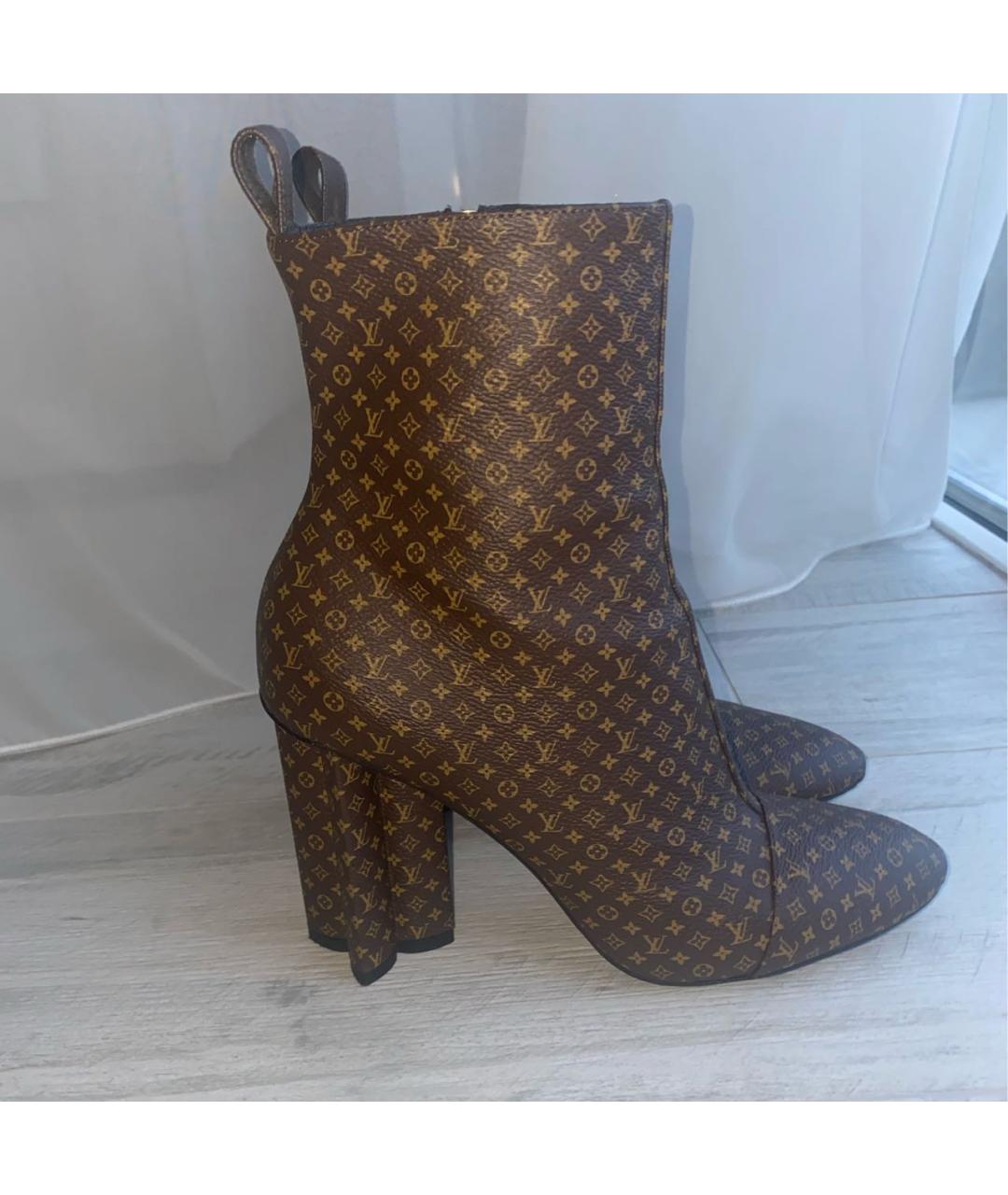 LOUIS VUITTON PRE-OWNED Коричневые ботинки, фото 4