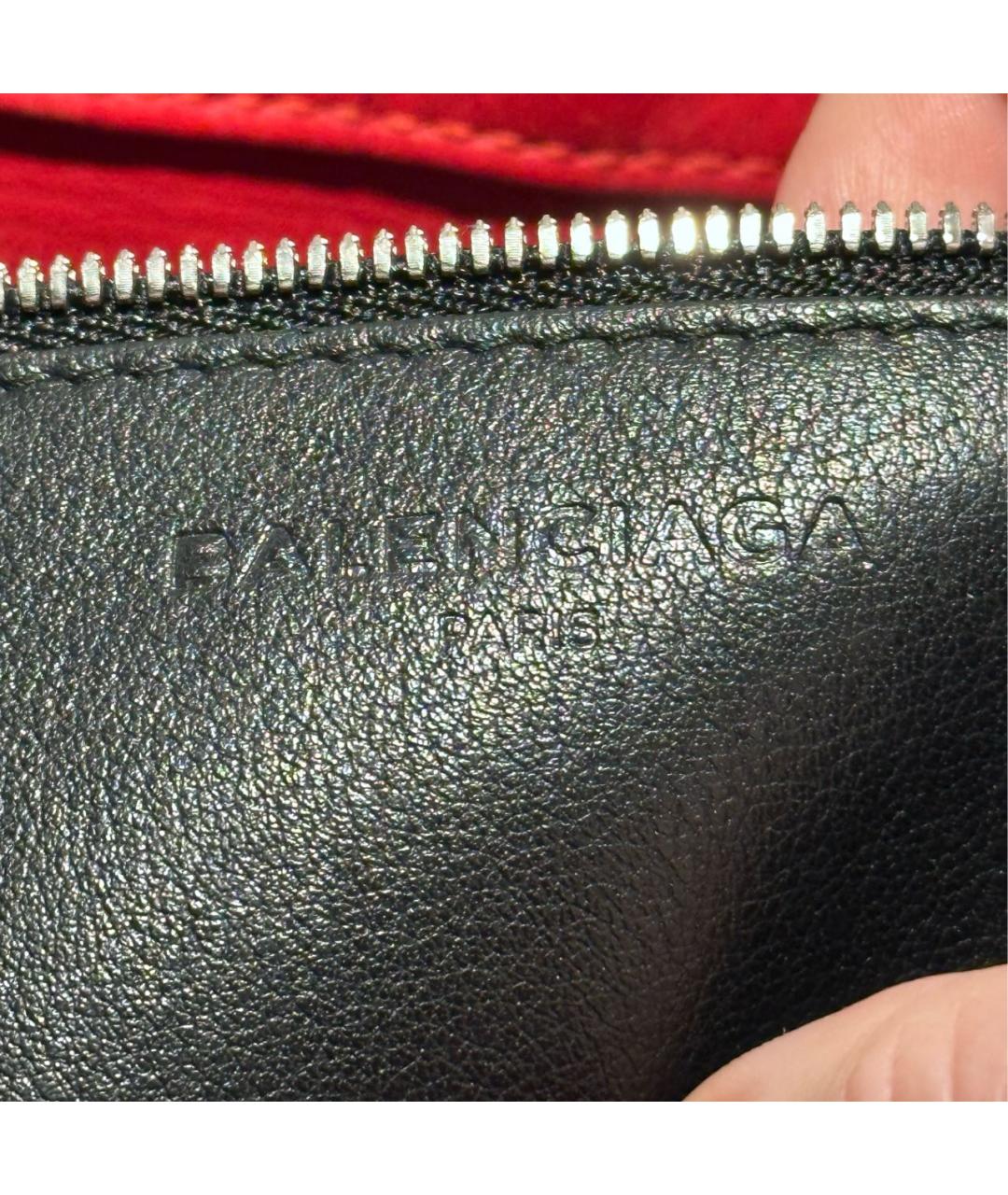 BALENCIAGA Черная кожаная сумка тоут, фото 6